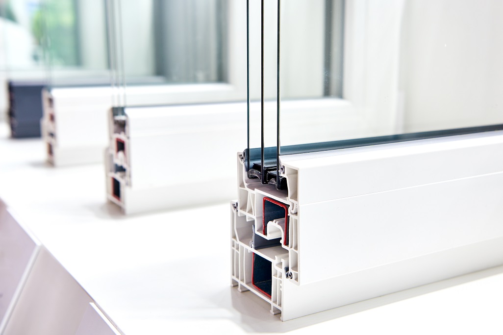 Kunststof voordeur van Primaraam met glas en hoge isolatiewaarde in Eindhoven